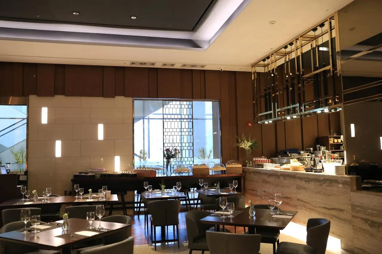 Ramada By Wyndham Seoul Sindorim Hotel