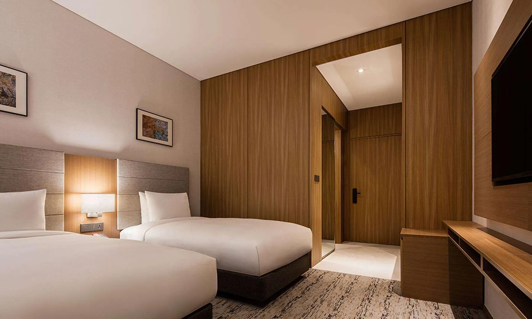 Ramada By Wyndham Seoul Sindorim Hotel 4*,  South Korea